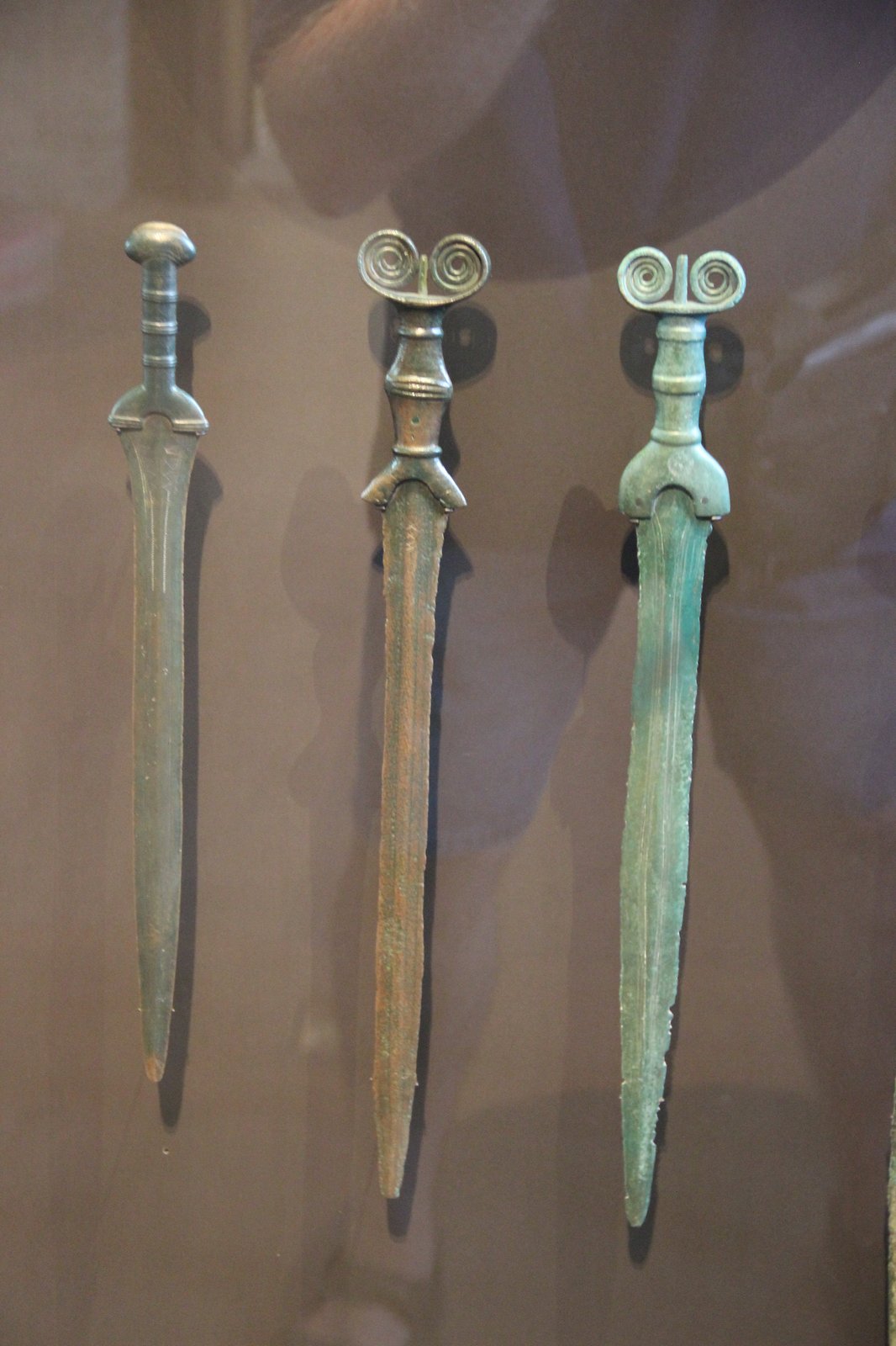 Bronze Age swords from Europe, museum display